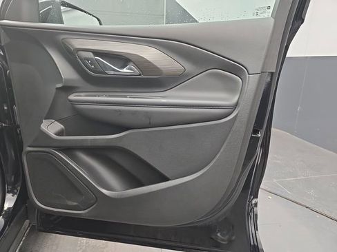 Used 2023 GMC Terrain SLE image 51