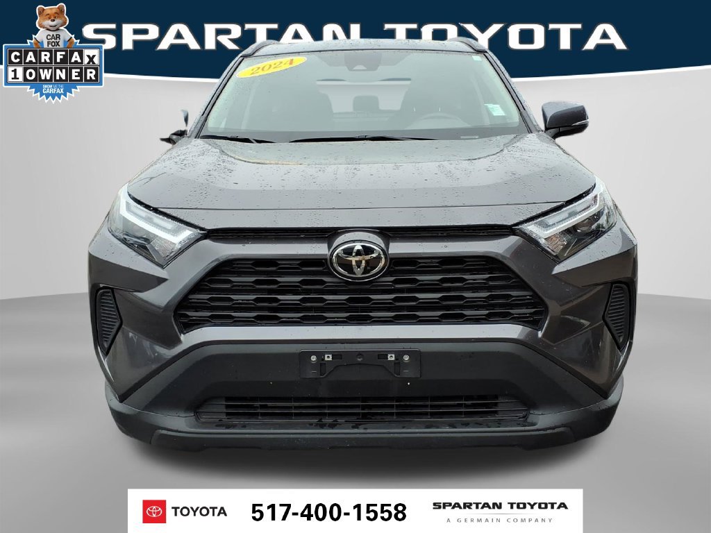 Used 2024 Toyota RAV4 XLE FWD image 3