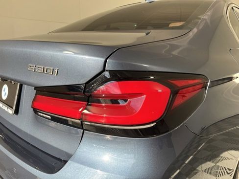 Used 2023 BMW 530i xDrive 530i xDrive w/ Premium Package image 24