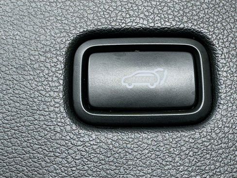 Used 2025 Hyundai Palisade SEL image 32