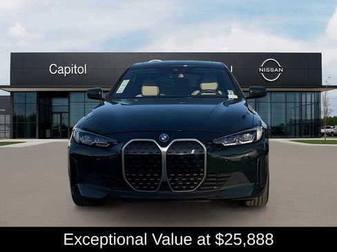 Used 2023 BMW i4 eDrive35 w/ Premium Package image 2