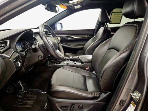 Used 2023 INFINITI QX55 Essential image 8
