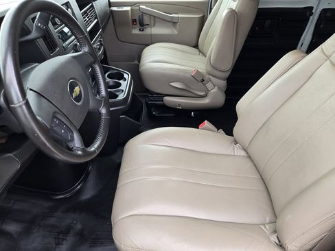 Used 2020 Chevrolet Express 2500 w/ Communications Package RWD image 13