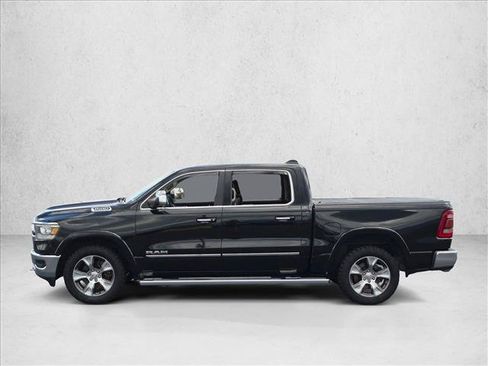 Used 2019 RAM 1500 Laramie AWD/4WD image 8