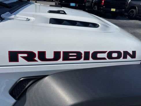 Used 2021 Jeep Wrangler Unlimited Rubicon AWD/4WD image 5