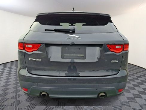 Used 2020 Jaguar F-PACE R-Sport image 4