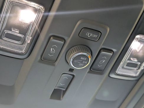 Used 2025 Chevrolet Tahoe Premier image 39