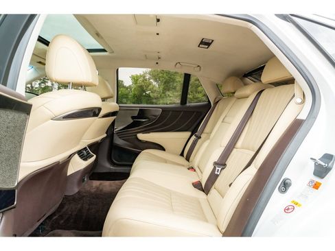 Used 2018 Lexus LS 500 w/ Interior Upgrade Package RWD image 13