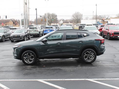 New 2026 Chevrolet Trax LT w/ Driver Confidence Package image 6