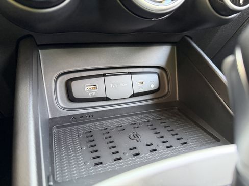 New 2026 Hyundai Venue SEL image 36