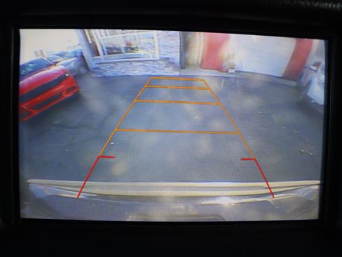 Used 2017 GMC Yukon XL SLT image 35