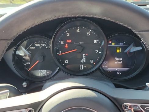Used 2024 Porsche 718 Cayman RWD image 25