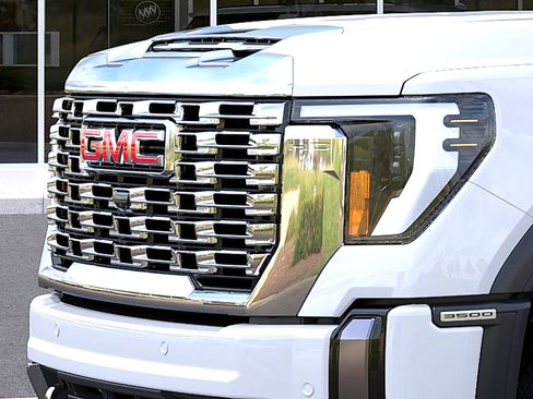 New 2026 GMC Sierra 3500 Denali w/ Technology Package AWD/4WD image 13