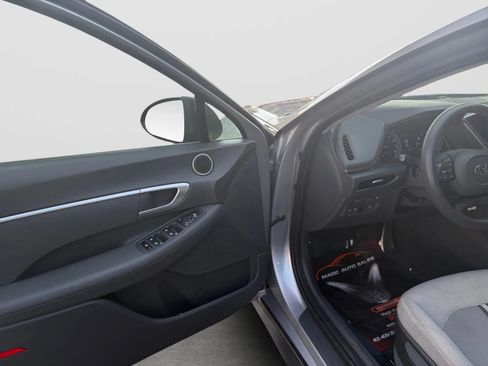 Used 2021 Hyundai Sonata SE FWD image 11