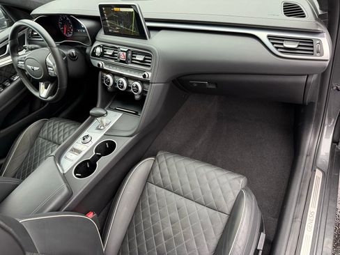 Used 2019 Genesis G70 3.3T Advanced w/ Sport Package image 17