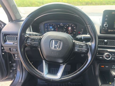 Used 2023 Honda Civic Touring image 18