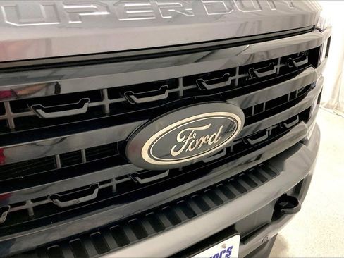 Used 2024 Ford F250 Lariat w/ Lariat Ultimate Package image 30