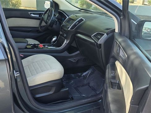 Used 2015 Ford Edge SEL FWD image 13
