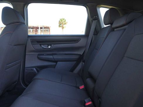 Used 2026 Honda CR-V Sport image 11