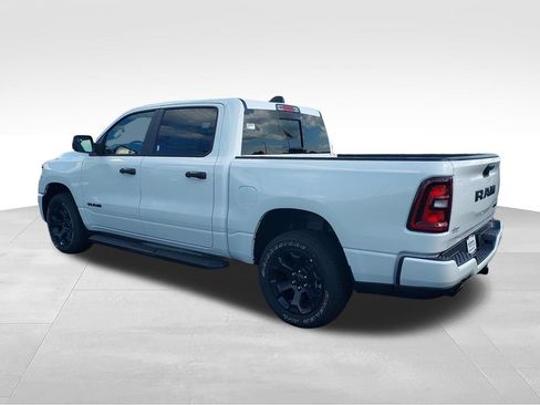 New 2026 RAM 1500 Express AWD/4WD image 3