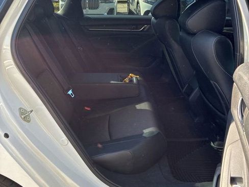 Used 2018 Honda Accord Sport image 7