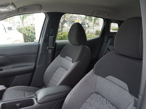 New 2026 Nissan Kicks SV image 16