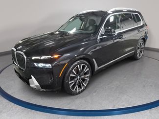 Used 2025 BMW X7 xDrive40i w/ Premium Package AWD/4WD video 1