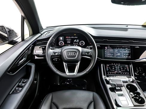 Used 2025 Audi Q7 3.0T Premium Plus w/ Premium Plus Package image 6