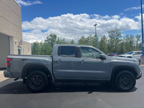Used 2023 Nissan Frontier PRO-4X w/ Pro-4X Premium Package AWD/4WD image 4