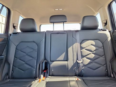 New 2026 Volkswagen Atlas SE image 21