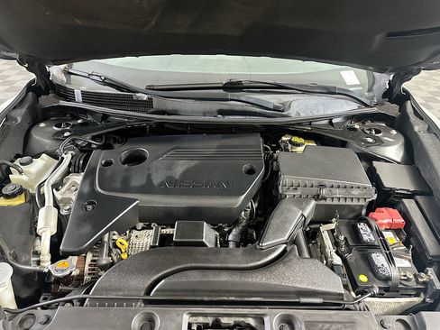 Used 2017 Nissan Altima 2.5 S w/ Power Driver Seat Package FWD image 31