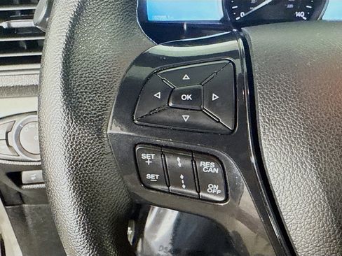 Used 2018 Ford Explorer XLT w/ Equipment Group 202A image 14