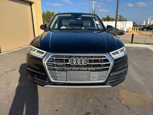 Used 2018 Audi Q5 2.0T Premium Plus w/ Premium Plus Package image 2