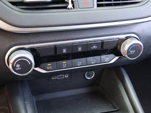 Used 2020 Nissan Altima 2.5 SR image 14