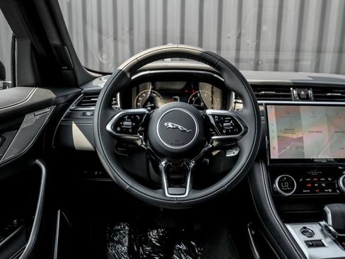 New 2026 Jaguar F-PACE R-Dynamic S AWD/4WD image 17