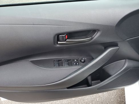 Certified 2025 Toyota Corolla LE image 19