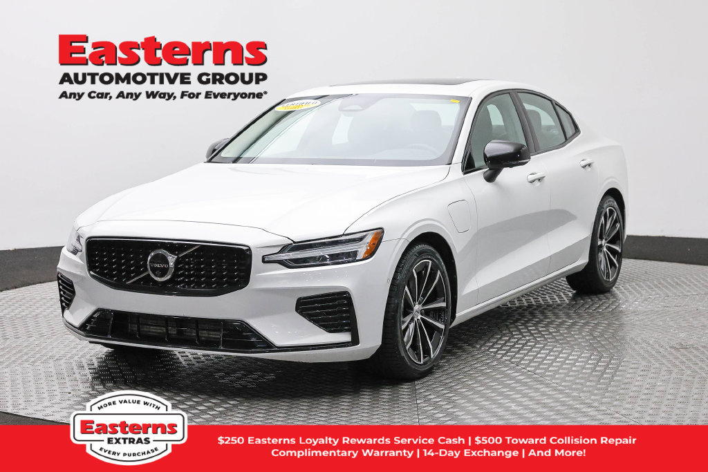 Used 2023 Volvo S60 T8 Plus AWD/4WD image 1