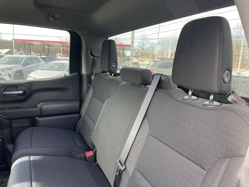 Used 2022 Chevrolet Silverado 1500 Custom image 16