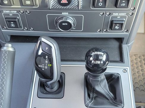 Used 2024 INEOS Grenadier AWD/4WD image 27