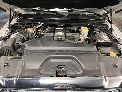 Used 2020 RAM 2500 Laramie image 18