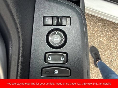 Used 2025 Honda Pilot Black Edition image 12