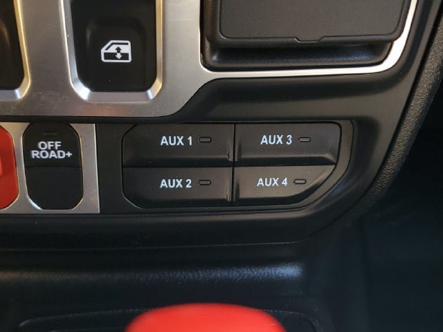 Certified 2025 Jeep Wrangler Sport AWD/4WD image 29