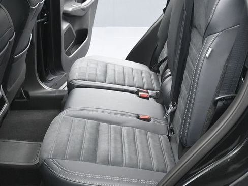 New 2026 Nissan Rogue SL AWD/4WD image 19