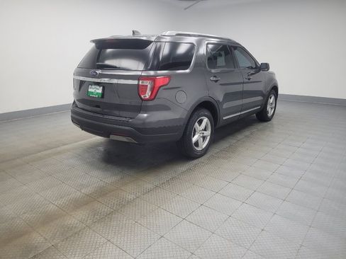 Used 2019 Ford Explorer XLT FWD image 10
