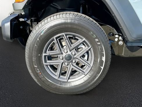 New 2026 Jeep Gladiator Sport image 19