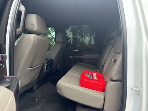 Used 2021 Chevrolet Silverado 2500 LTZ w/ LTZ Premium Package AWD/4WD image 4