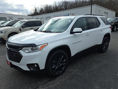 Used 2021 Chevrolet Traverse RS image 4