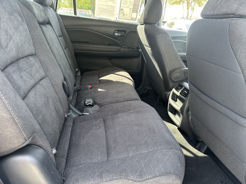 Used 2020 Honda Pilot LX image 13