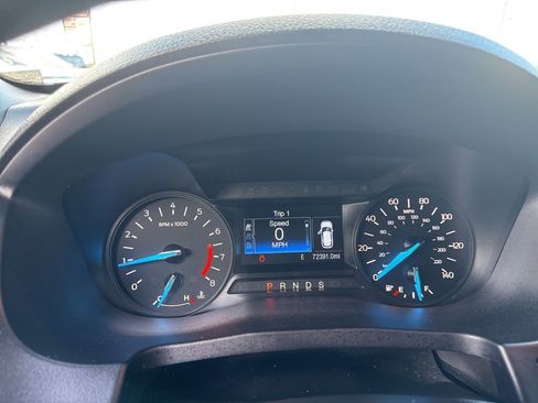 Used 2019 Ford Explorer XLT image 14