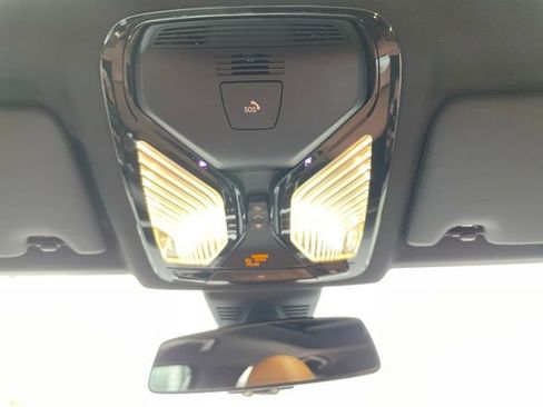 Used 2019 BMW 330i xDrive Sedan w/ Convenience Package image 24